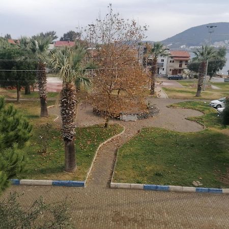 Tashan Otel Foça Esterno foto