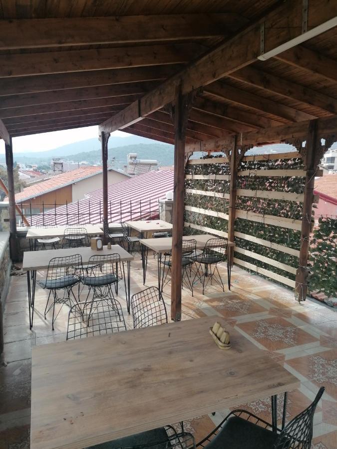 Tashan Otel Foça Esterno foto