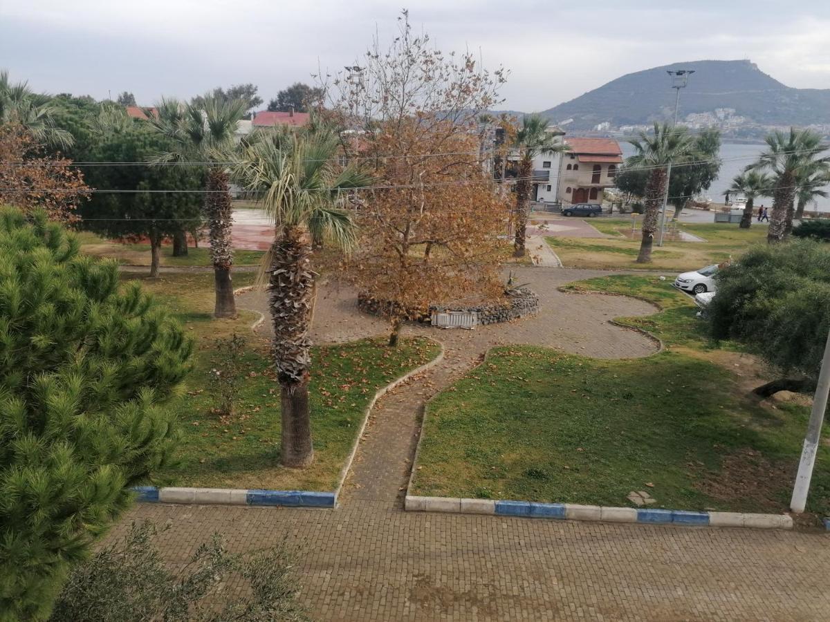 Tashan Otel Foça Esterno foto