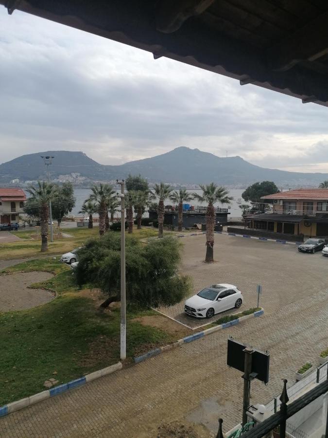 Tashan Otel Foça Esterno foto