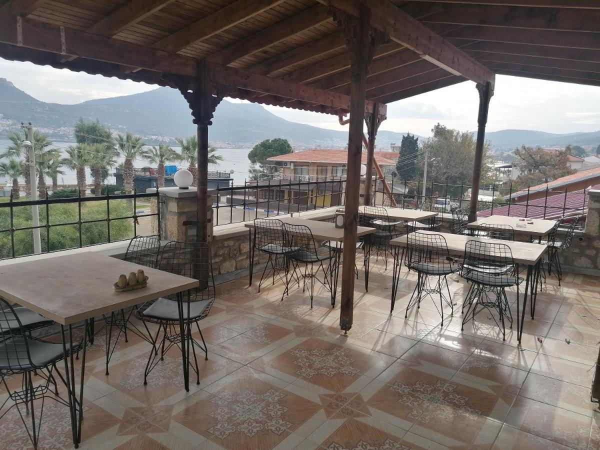 Tashan Otel Foça Esterno foto